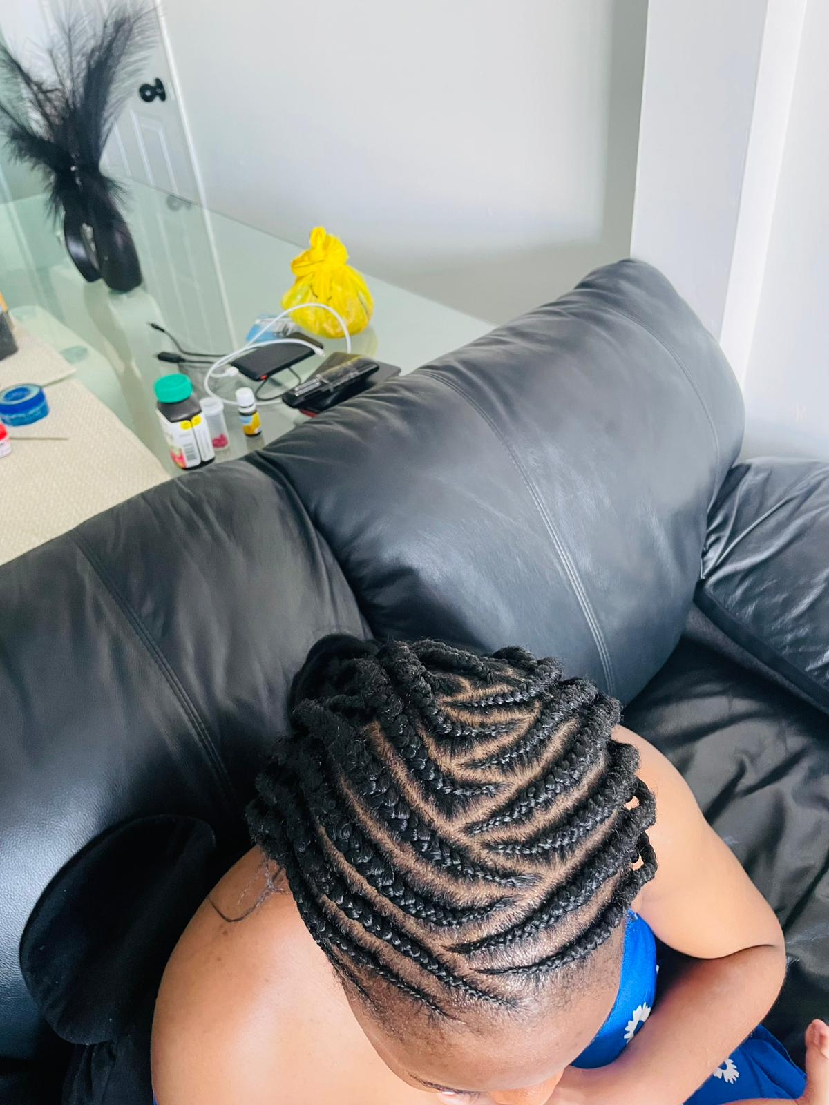 Bannière réservation - cornrows en motif